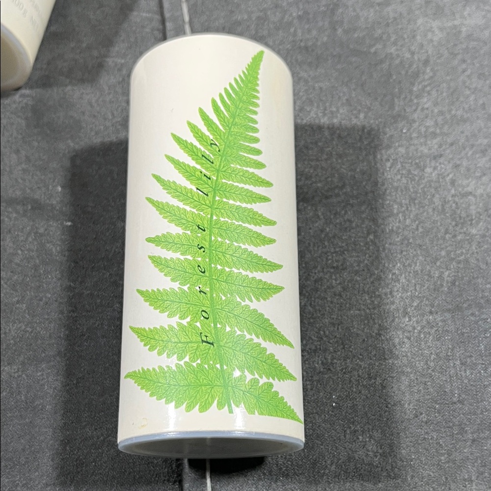 Avon Forest Lily Refreshing Talc